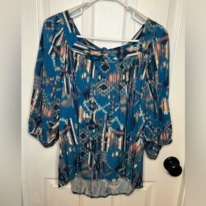 Savanna Jane size 2X. 100% rayon. Blouse with beautiful colors